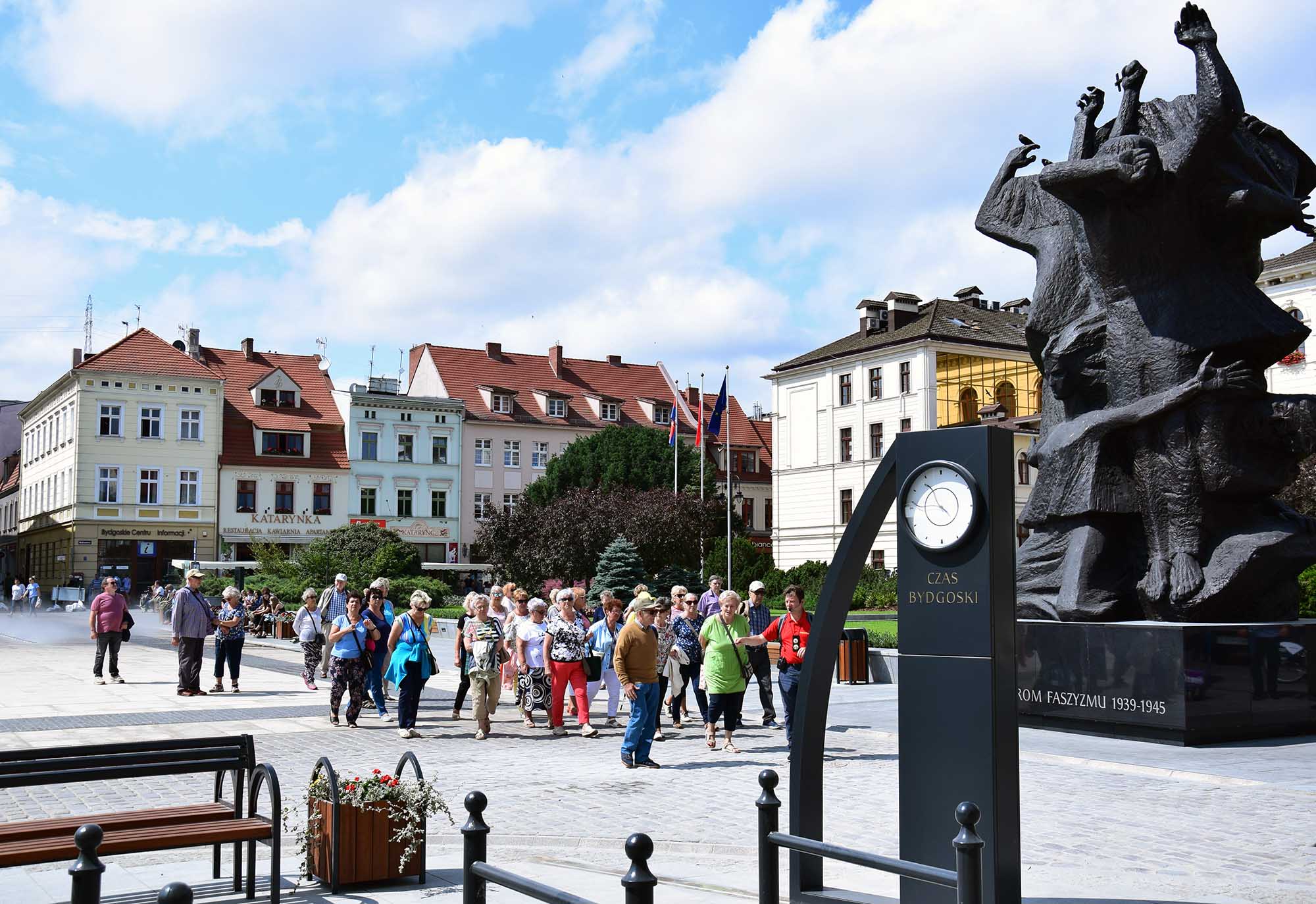 Bydgoszcz | Old Market Square | 18th Meridian | ©visitbydgoszcz